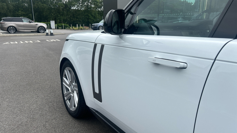 Land Rover Range Rover 3.0 P460e HSE 4dr Auto Estate